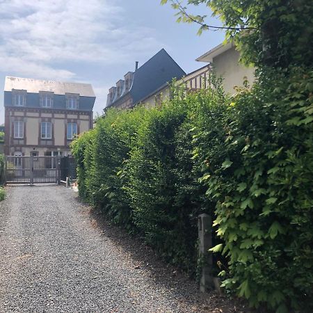 L'Evasion Centre Et Plage Villers-sur-Mer Bagian luar foto