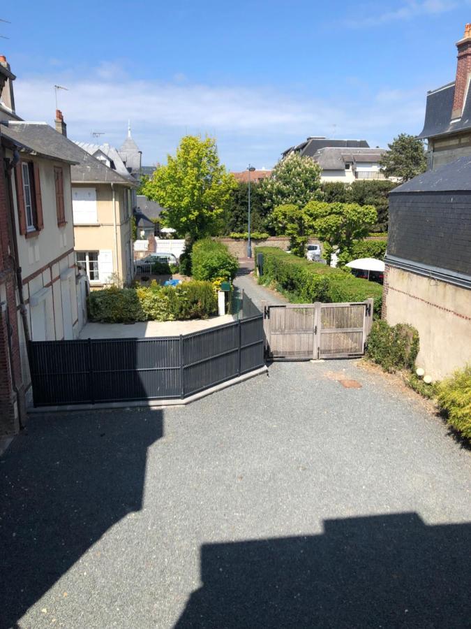 L'Evasion Centre Et Plage Villers-sur-Mer Bagian luar foto